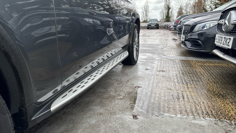 Mercedes-Benz GLC 250 4Matic AMG Line Premium 5dr 9G-Tronic Petrol Estate